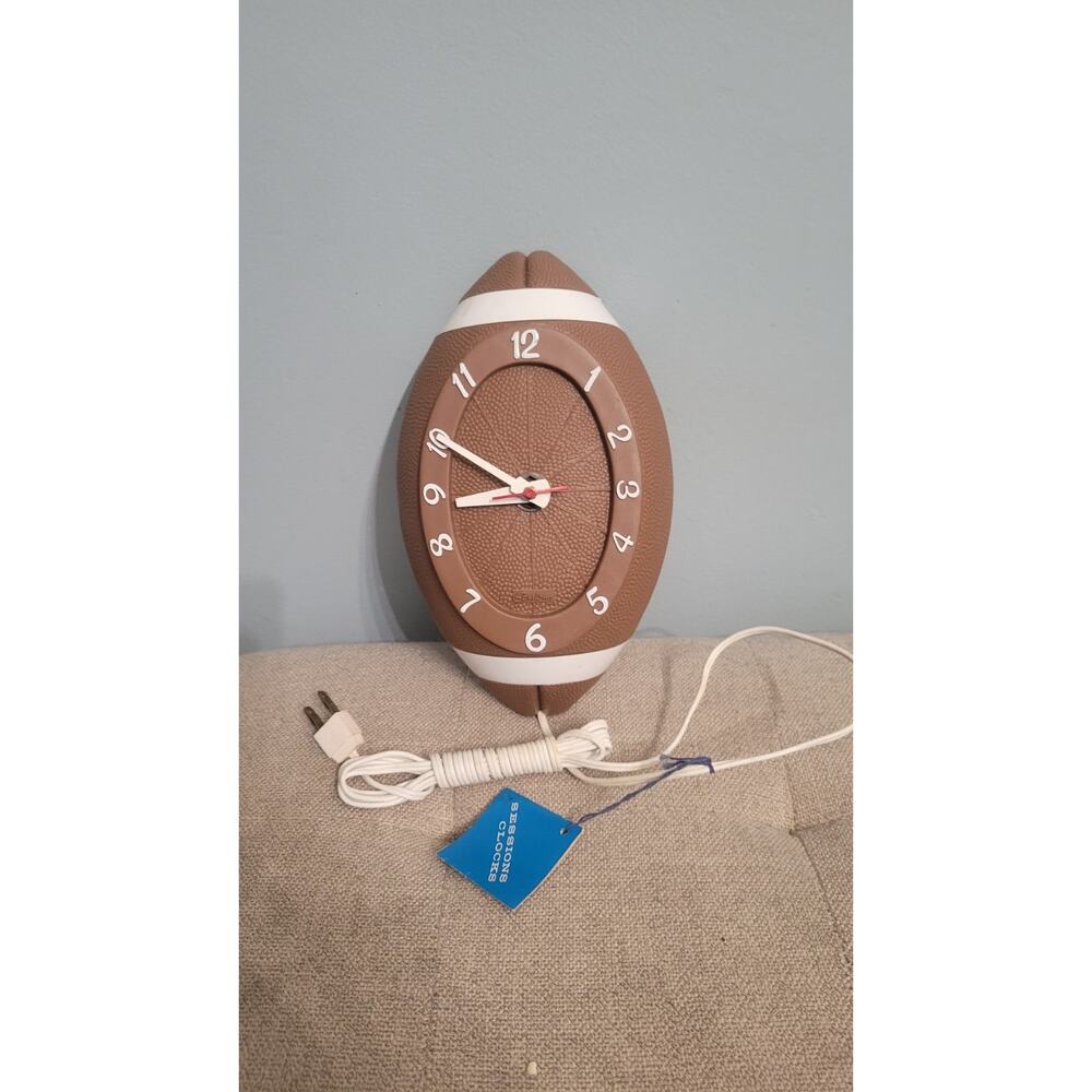 Vintage Sessions Football Wall Clock Electric USA Sports Decor w/ Hang Tag